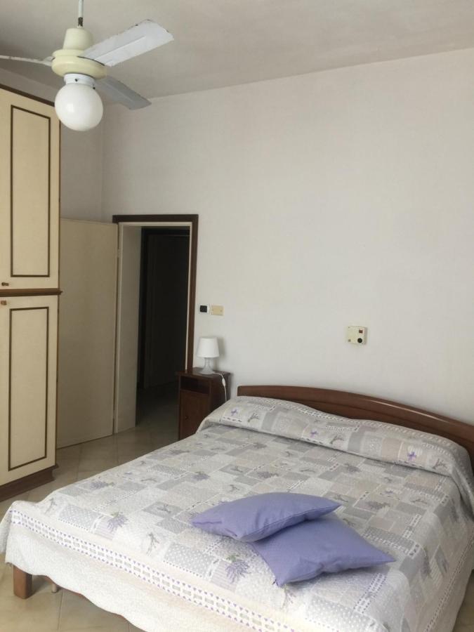 Apartamento La Casa Di Clara Rímini Exterior foto